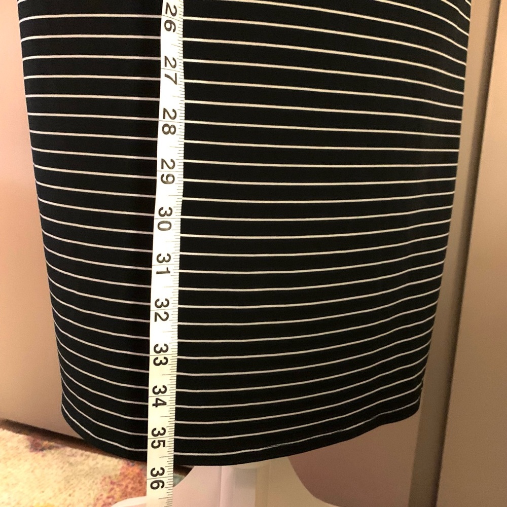 Kenneth Cole Black and White Striped Knot-Front Midi Dress - Picture 6 of 7